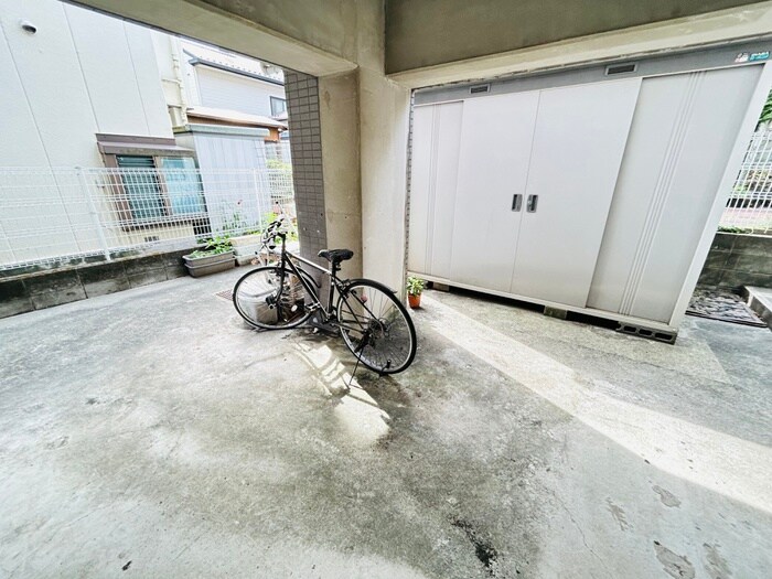 駐輪場 ｸﾞﾘ-ﾝｸﾞﾚｲｽ松本