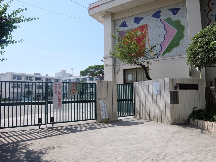 玉川小学校(小学校)まで429m メゾン薗田