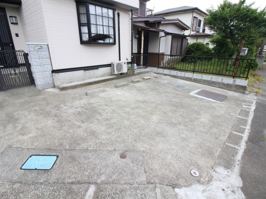 駐車場 青山天口貸家