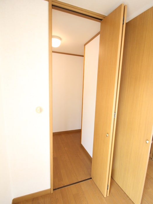 収納 青山天口貸家