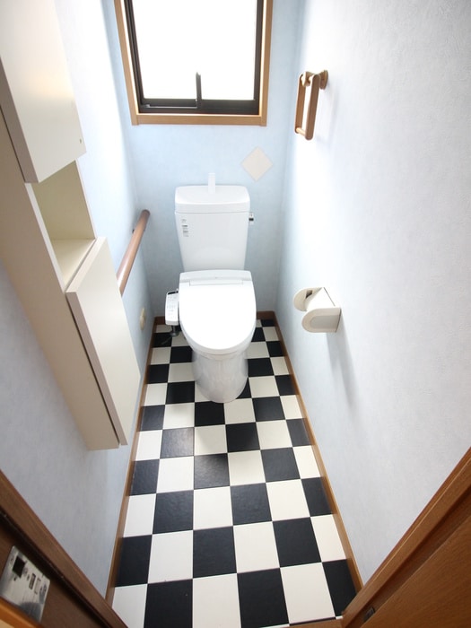 トイレ 青山天口貸家