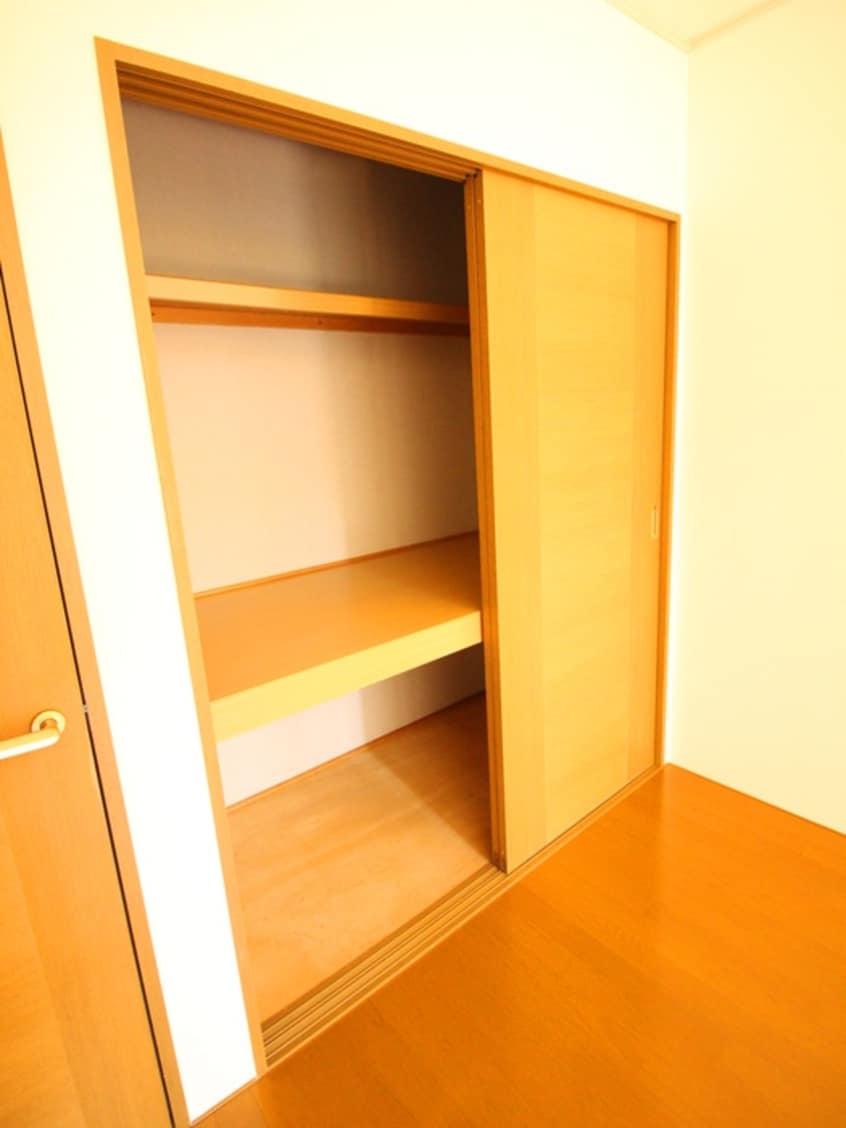 収納 アベニ－ルⅢ