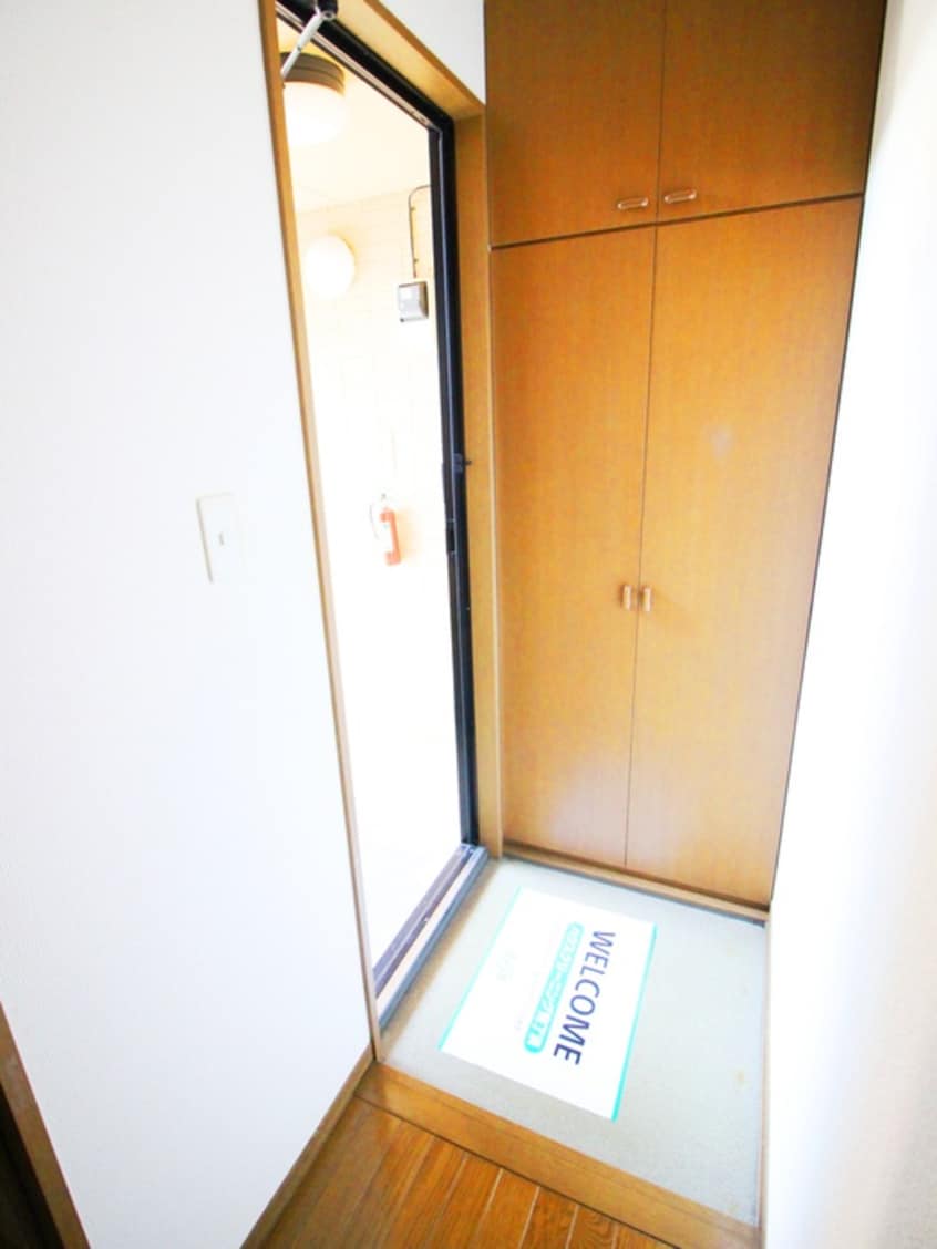 玄関 アベニ－ルⅢ