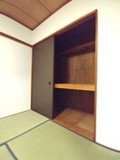 収納 エマーレ保谷