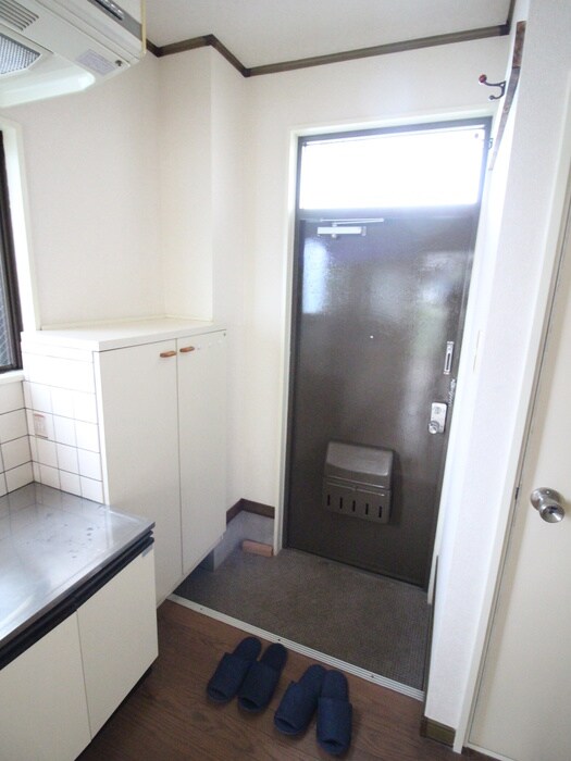 玄関 コスモプラザ