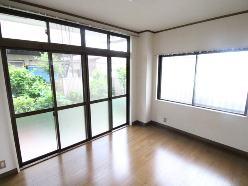 居室 コスモプラザ