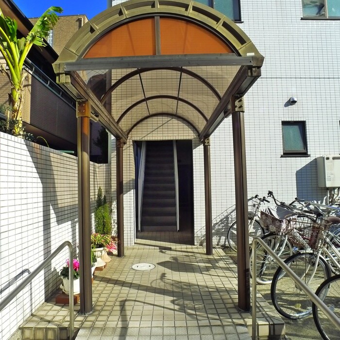 エントランス部分 マロンハイツ