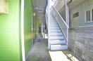 エントランス部分 ライザ市川