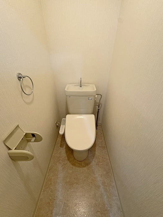 トイレ トダフレンズ４８