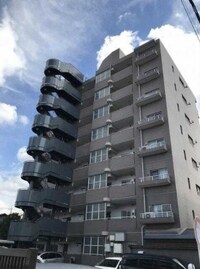 コ－ポレ－ト川口栄町