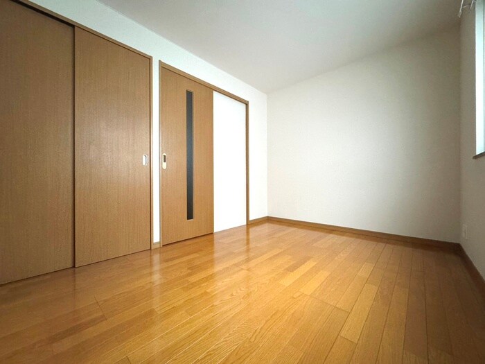 居室 レジデンスシ－バ－ド