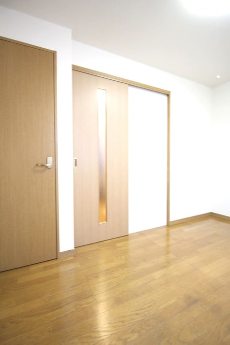 居室 レジデンスシ－バ－ド