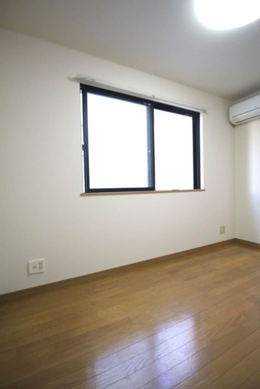 居室 レジデンスシ－バ－ド