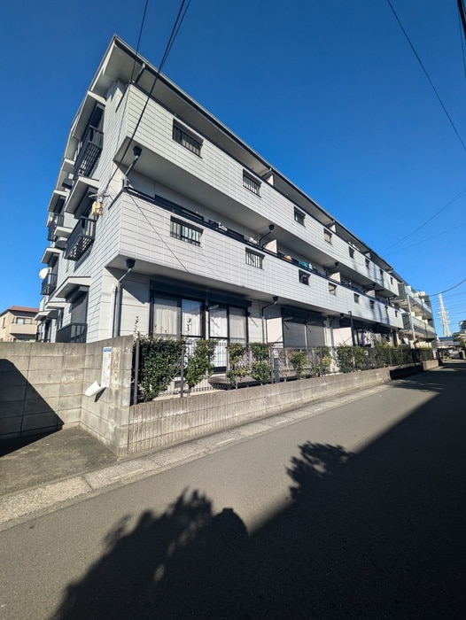 外観写真 ロ－タス２