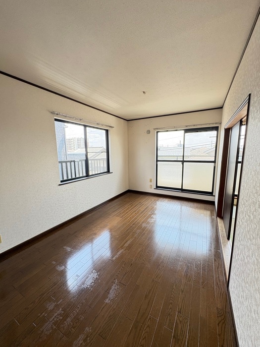 居室 ロ－タス２