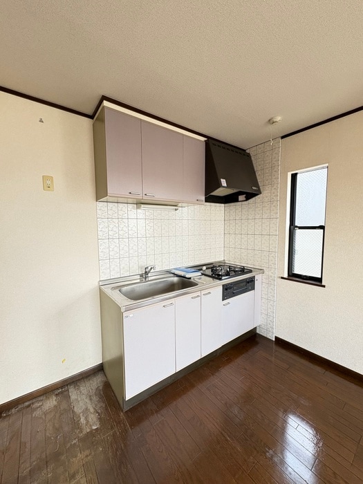 キッチン ロ－タス２