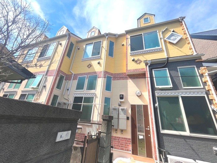 外観写真 西横浜ドレスデン