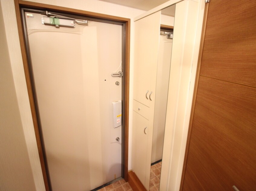 玄関 アルビオン・ソレイユ