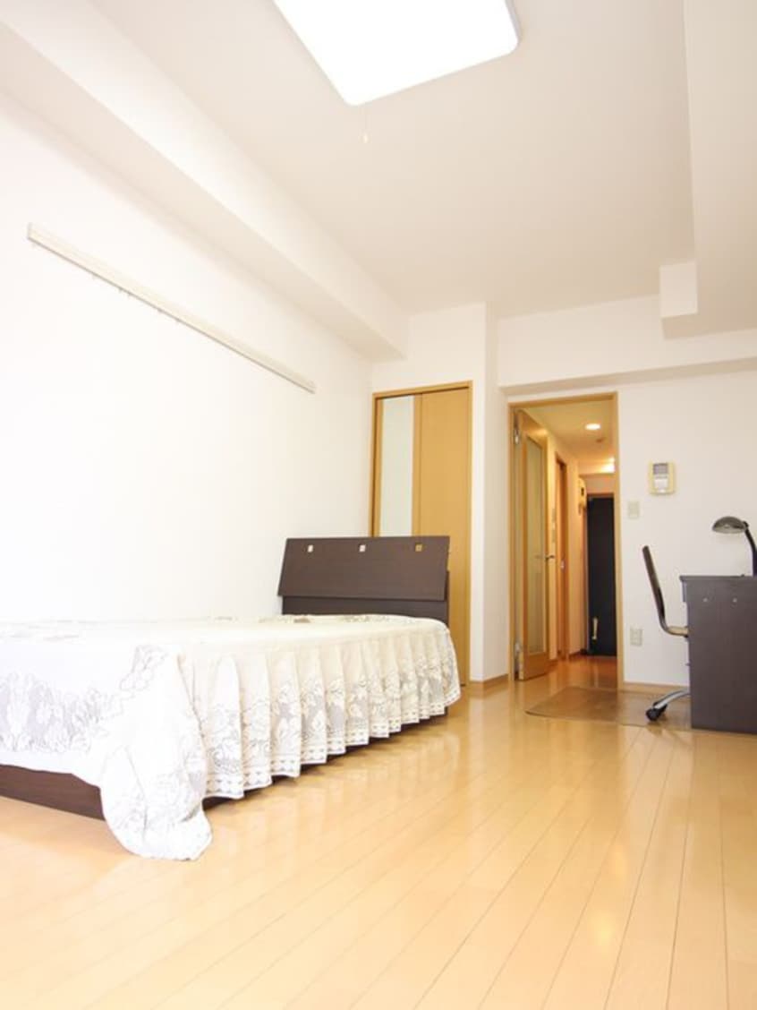 居室 レイロ－ズビル