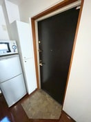 玄関 レイロ－ズビル