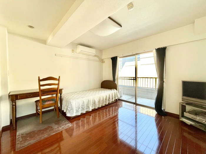 居室 レイロ－ズビル