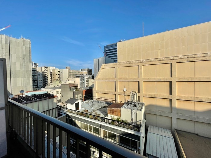 室内からの展望 レイロ－ズビル