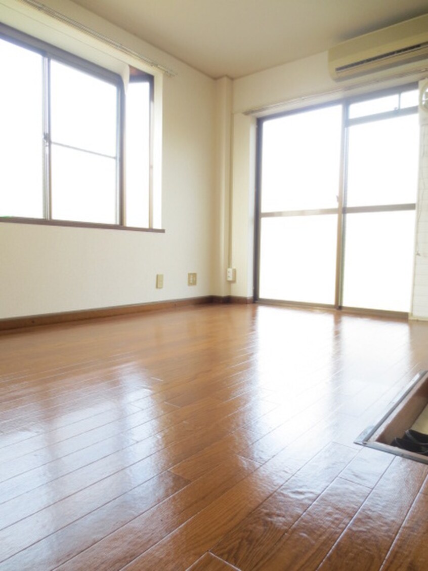 居室 コーポ滝の川