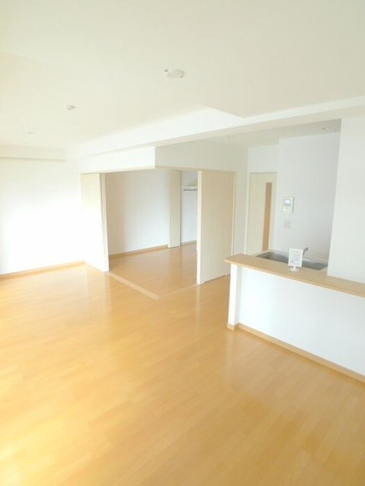 居室 ｽﾀｰﾌｨｰﾙﾄﾞ浦和常盤