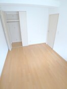 居室 ｽﾀｰﾌｨｰﾙﾄﾞ浦和常盤