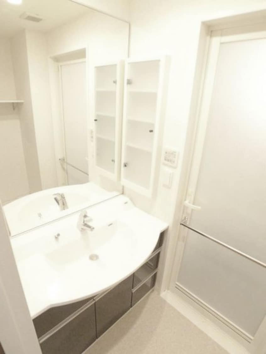 洗面 ｽﾀｰﾌｨｰﾙﾄﾞ浦和常盤