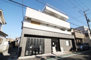秀栄ハイツ