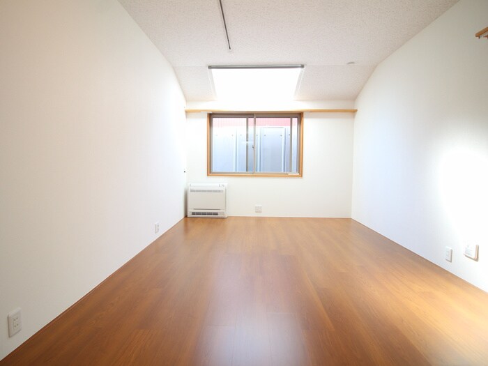 居室 FIRST　FLATS