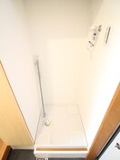 洗濯機置場 FIRST　FLATS