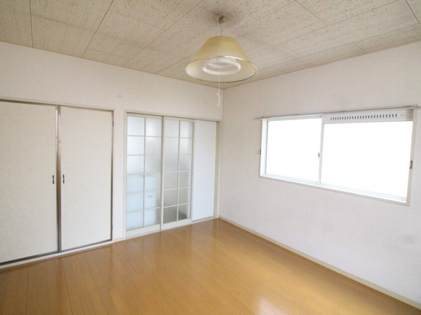 居室 フラット原２