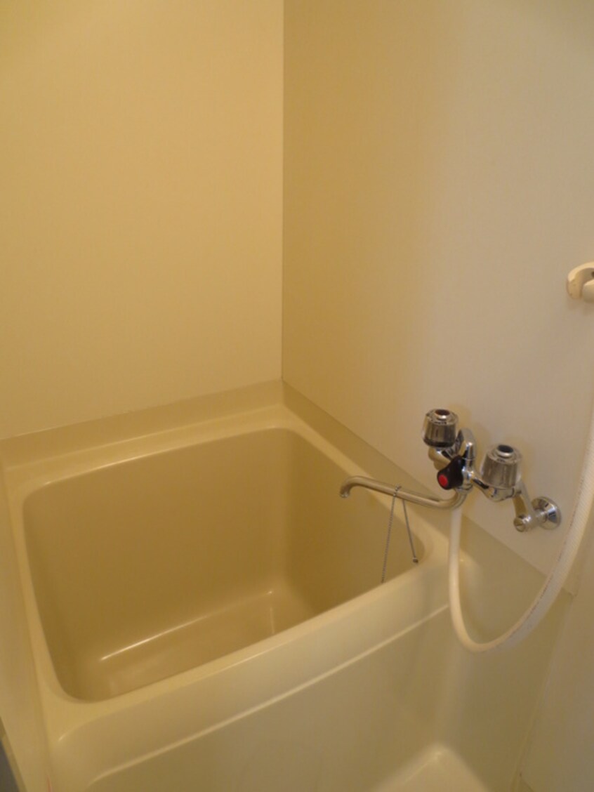 バス／シャワールーム等 ハイツ  みどり