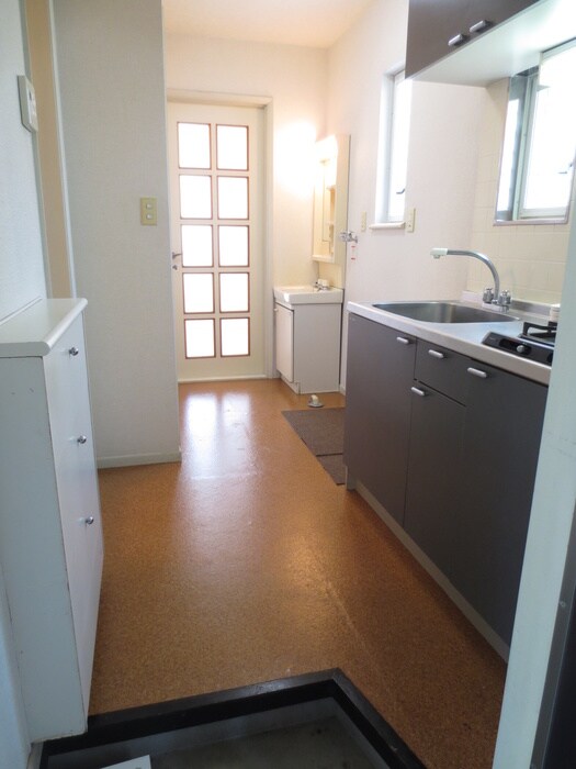 廊下 ハイツ  みどり