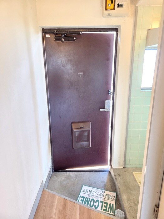 玄関 丸宏マンション