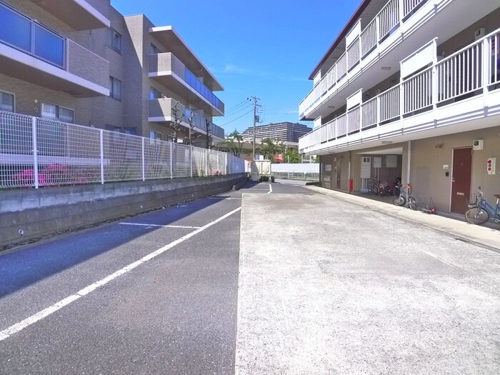 駐車場 コスモス津田沼