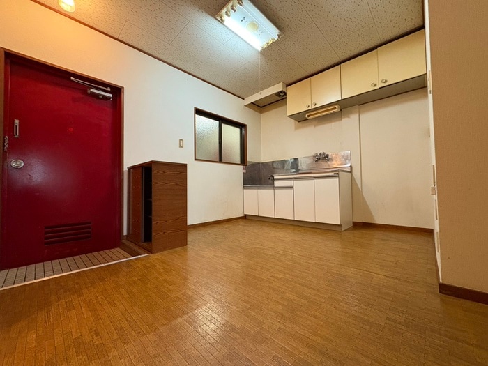 居室 カ－サ井上