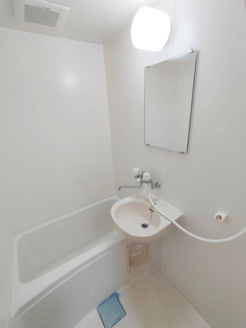 バス／シャワールーム等 ＩＮＮ1913