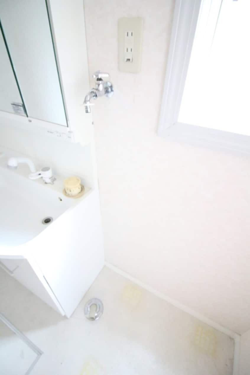 洗濯機置場 ミルクリ－クＢ