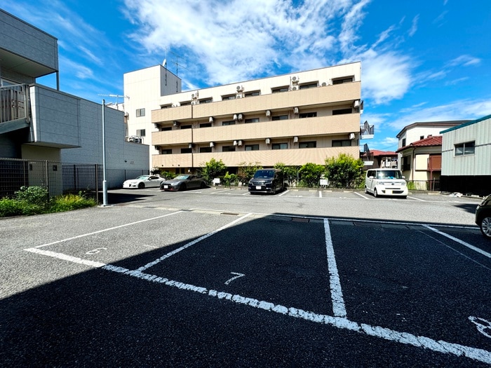 駐車場 プリメーラ湘南