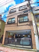 クレ－ルアゼリアの外観