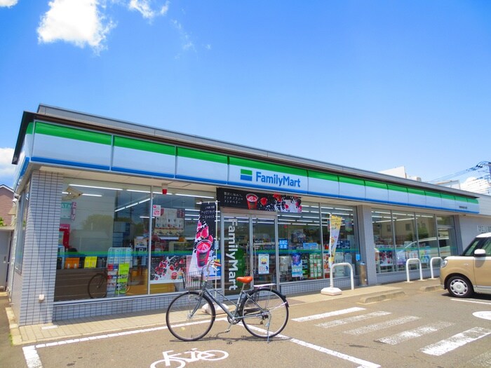 FamilyMart(コンビニ)まで479m ブリック