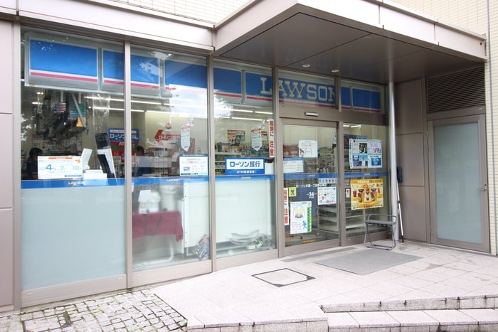 ローソン　本郷一丁目春日通り店(コンビニ)まで55m コートヒル本郷