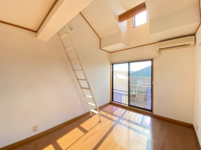 居室 ハイツト－マス