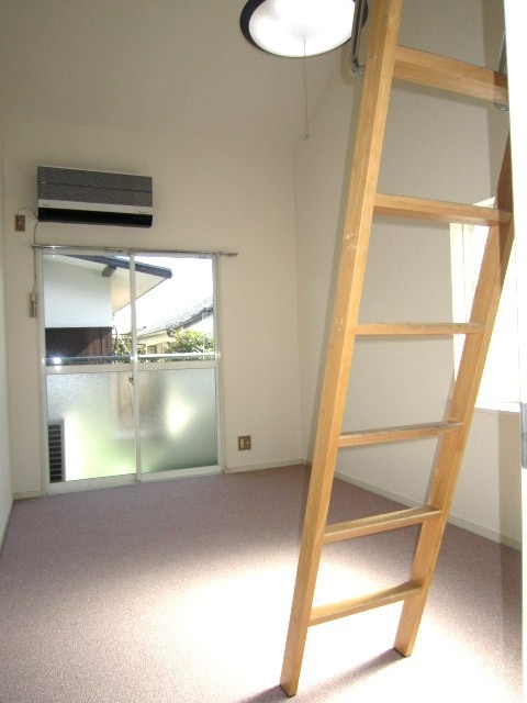 居室 レオパレス自由ケ丘