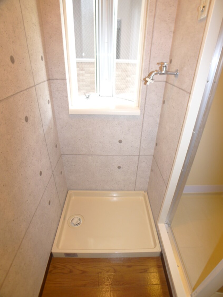 洗濯機置場 アンシャンテ２１