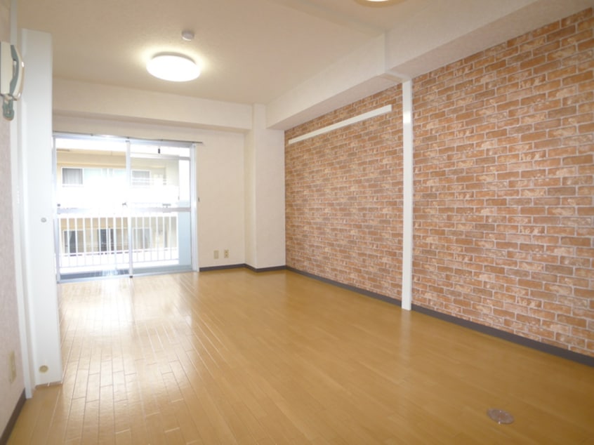 居室 アンシャンテ２１