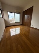 居室 メゾンタケ